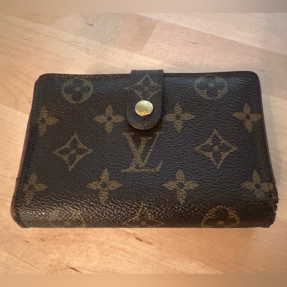 Louis Vuitton Bifold Wallet Monogram Porte Monnaie Billets Viennois Vintage